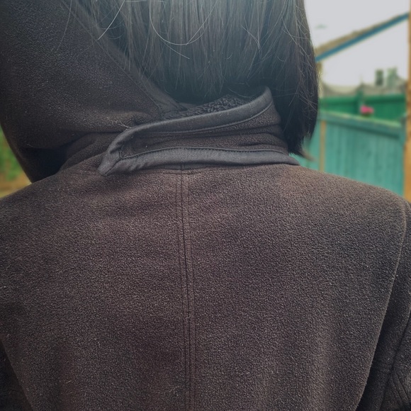 Lululemon Presence of Mind Wrap - Picture 9 of 13